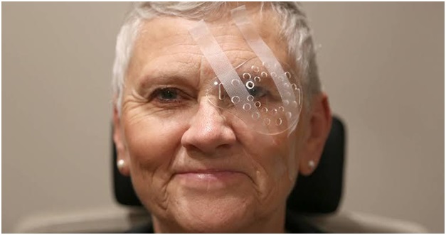 eye bandage after cataract surgery