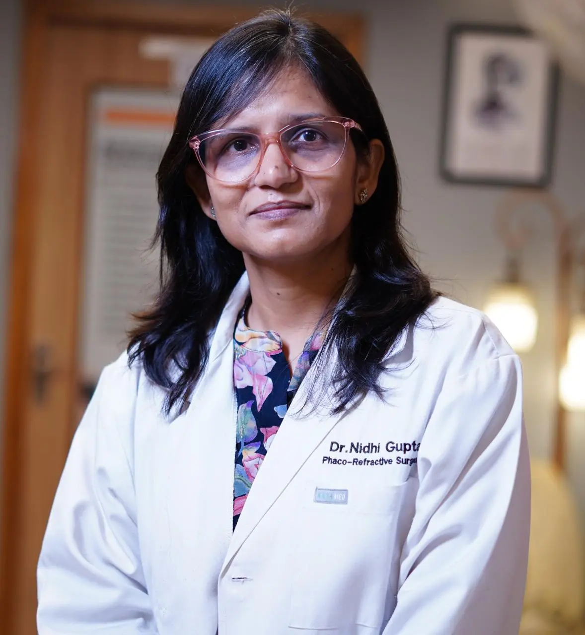 Dr. Nidhi Gupta, Medical Director and cataract surgeon at Delhi Eye Care