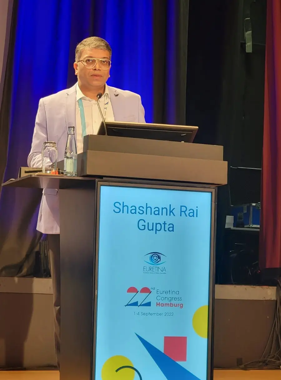 Dr. Shashank Rai Gupta delivering an invited retina lecture at EURETINA